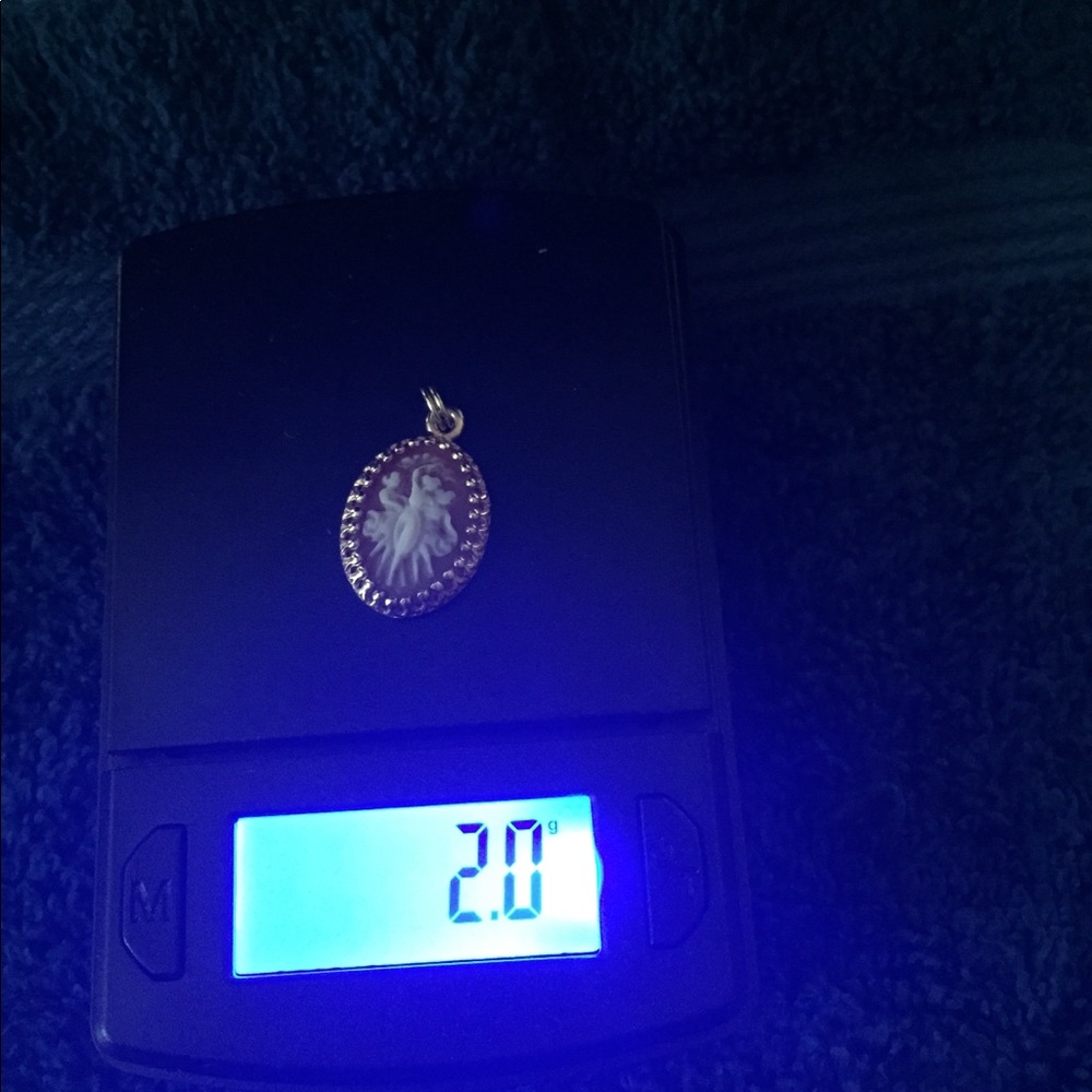 14 k pendant